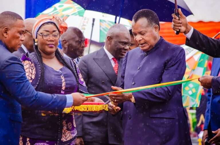 Congo : Denis Sassou N'Guesso inaugure le complexe scolaire Angola Libre, un « joyau » de 10 000 places à Brazzaville