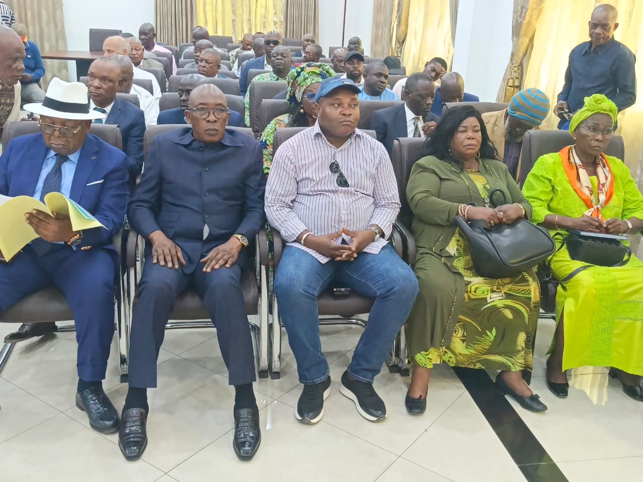 Le ministère des Sports engage le dialogue pour apaiser la crise du handball congolais