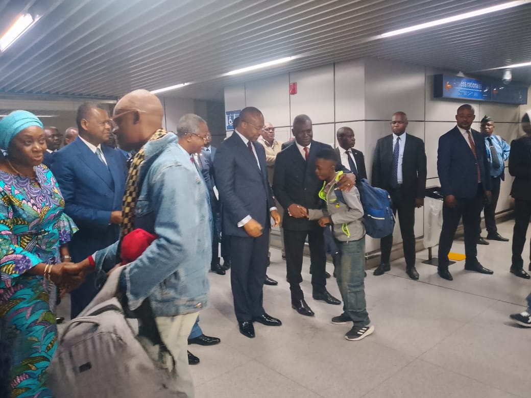 Deuxième vague de rapatriement : les Congolais d’Afrique du Sud accueillis à Brazzaville dans un élan de solidarité nationale