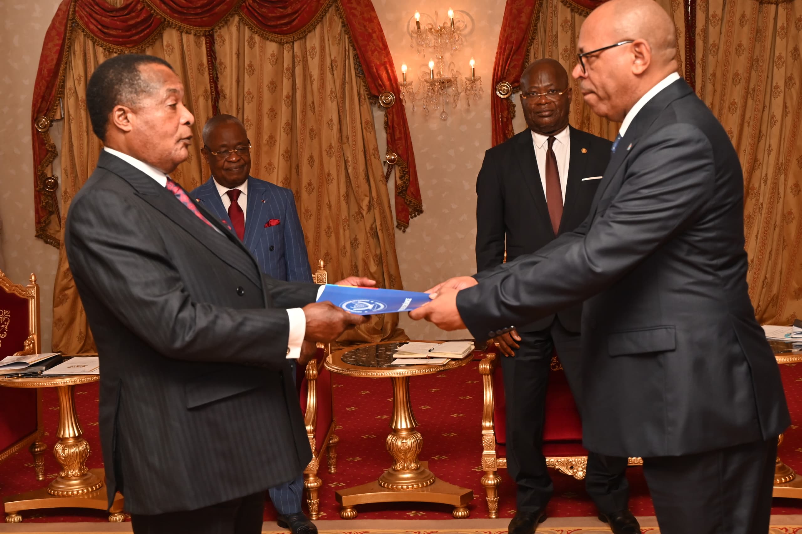 Diplomatie : Denis Sassou N'Guesso reçoit les lettres de créance de deux nouveaux ambassadeurs